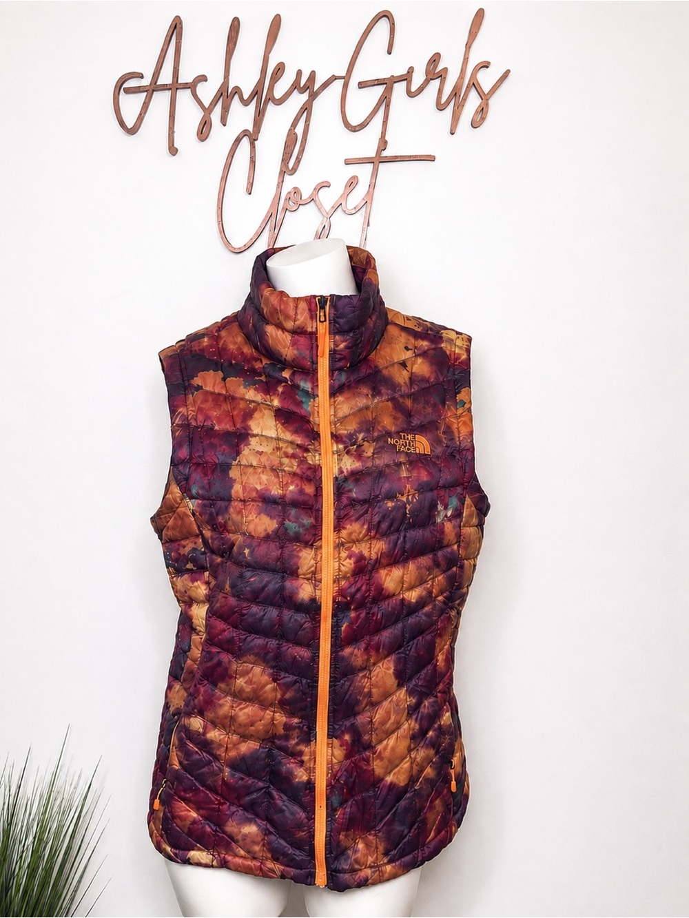 The North Face Printed Puffer Vest Womens Medium Full Zip